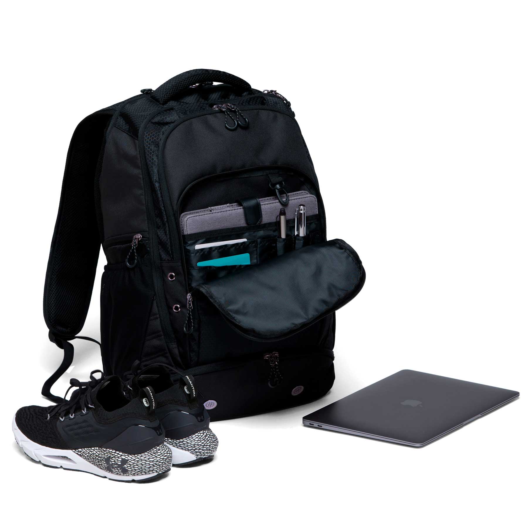 bglb_grid-lock-backpack-black_black-lifestyle-2.jpg